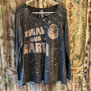Magnolia Pearl Heal Our Earth Dylan Tee Rare